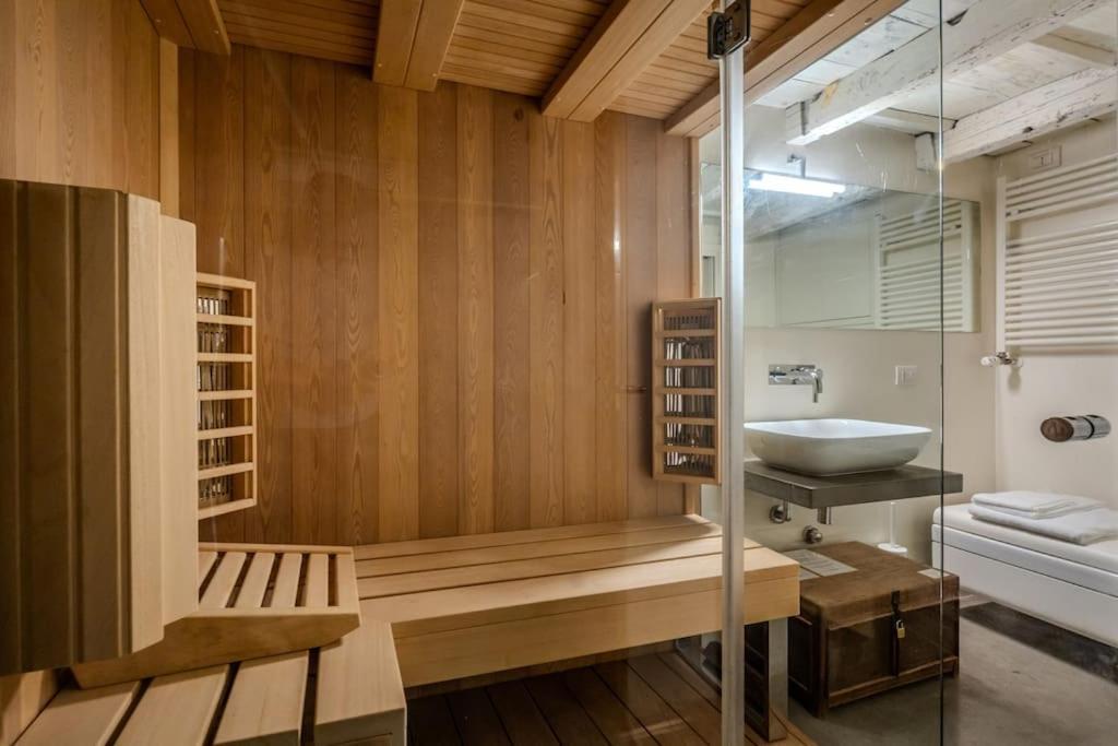 Apartment Duomo 8 Min Walk - Sauna Privata, Design & Wi-fi Mailand