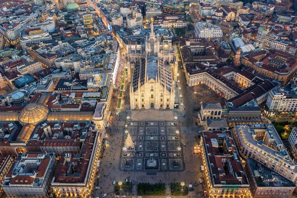 Apartment Duomo 8 Min Walk - Sauna Privata, Design & Wi-fi Mailand